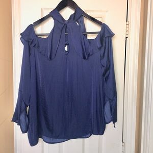 Colder shoulder silky back tie blouse! 💋